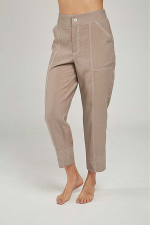 PANTALON BOTA PESPUNTE PESPESPUNTE DELANTE CINTU RESORTE