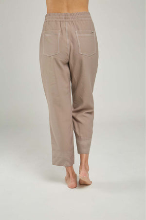 PANTALON BOTA PESPUNTE PESPESPUNTE DELANTE CINTU RESORTE