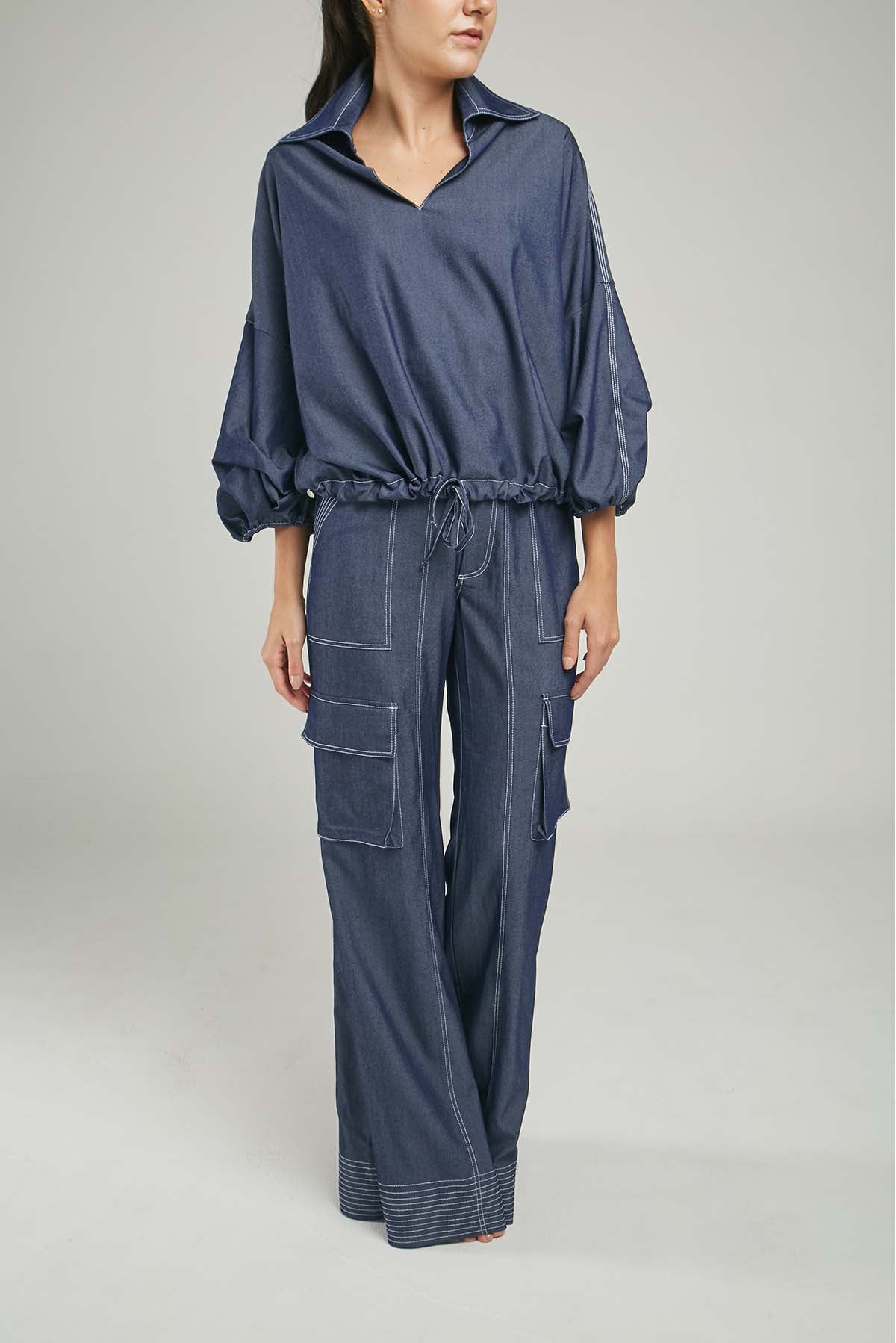 PANTALON VARIOS BOLSILLOS TAPAS LADOS RECOGIDO BOTA