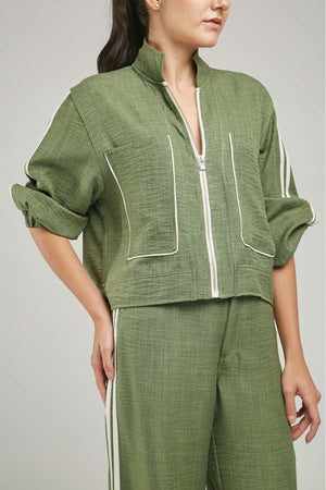 CHAQUETA CIERRE BOLSILLO GRANDE SESGO HILADILLA MANGA