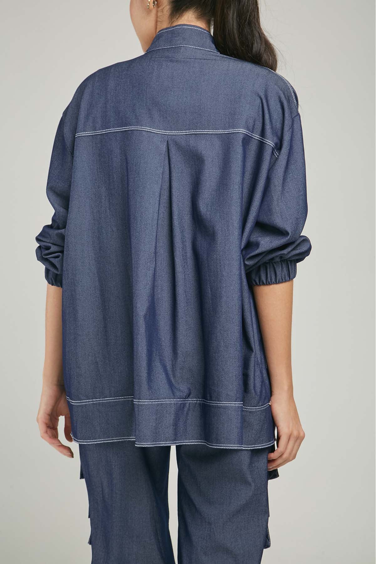 BLUSA BOLSILLO TAPAS GRANDE INFERIOR CN ML RESORTE PUÑO