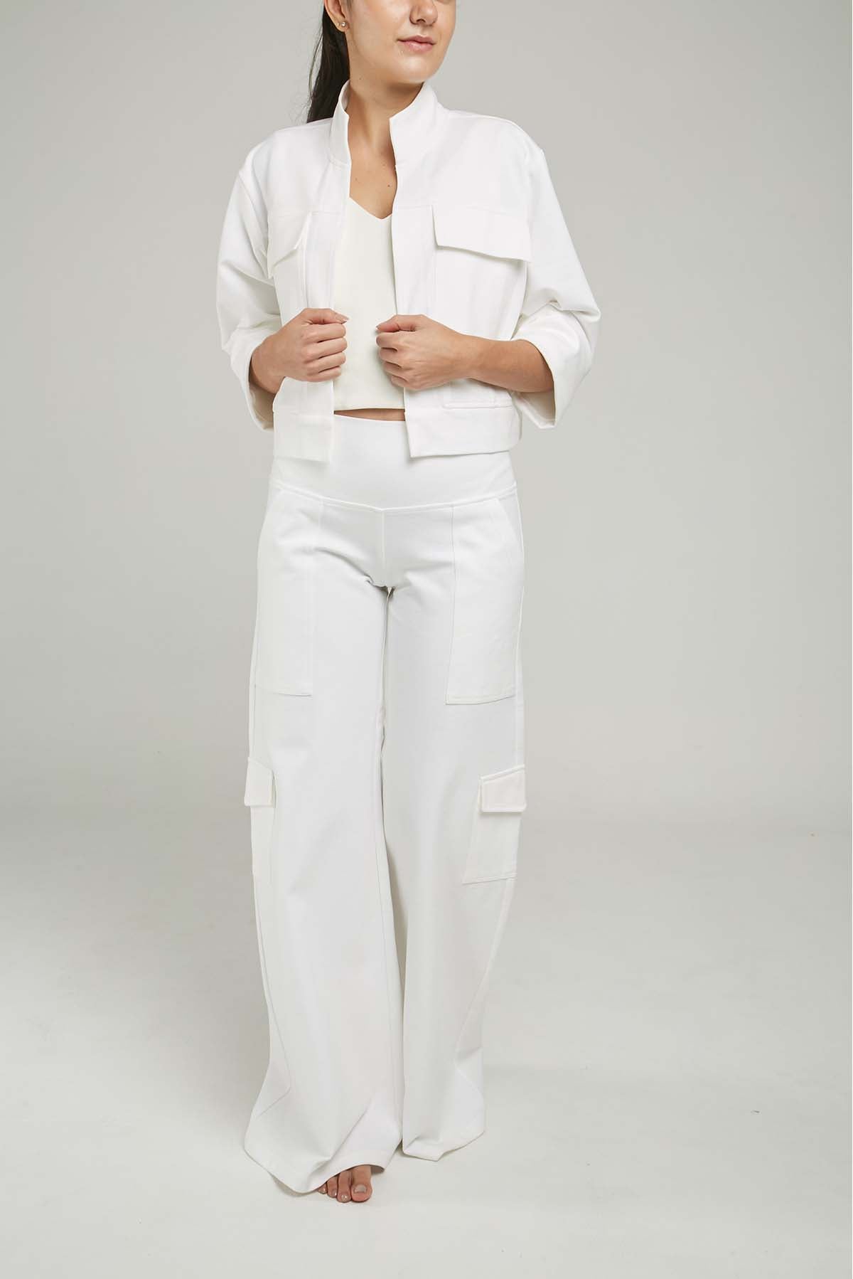 PANTALON TIPO CARGO BOLS BOTA ANCHA PRETINA  ANCHA