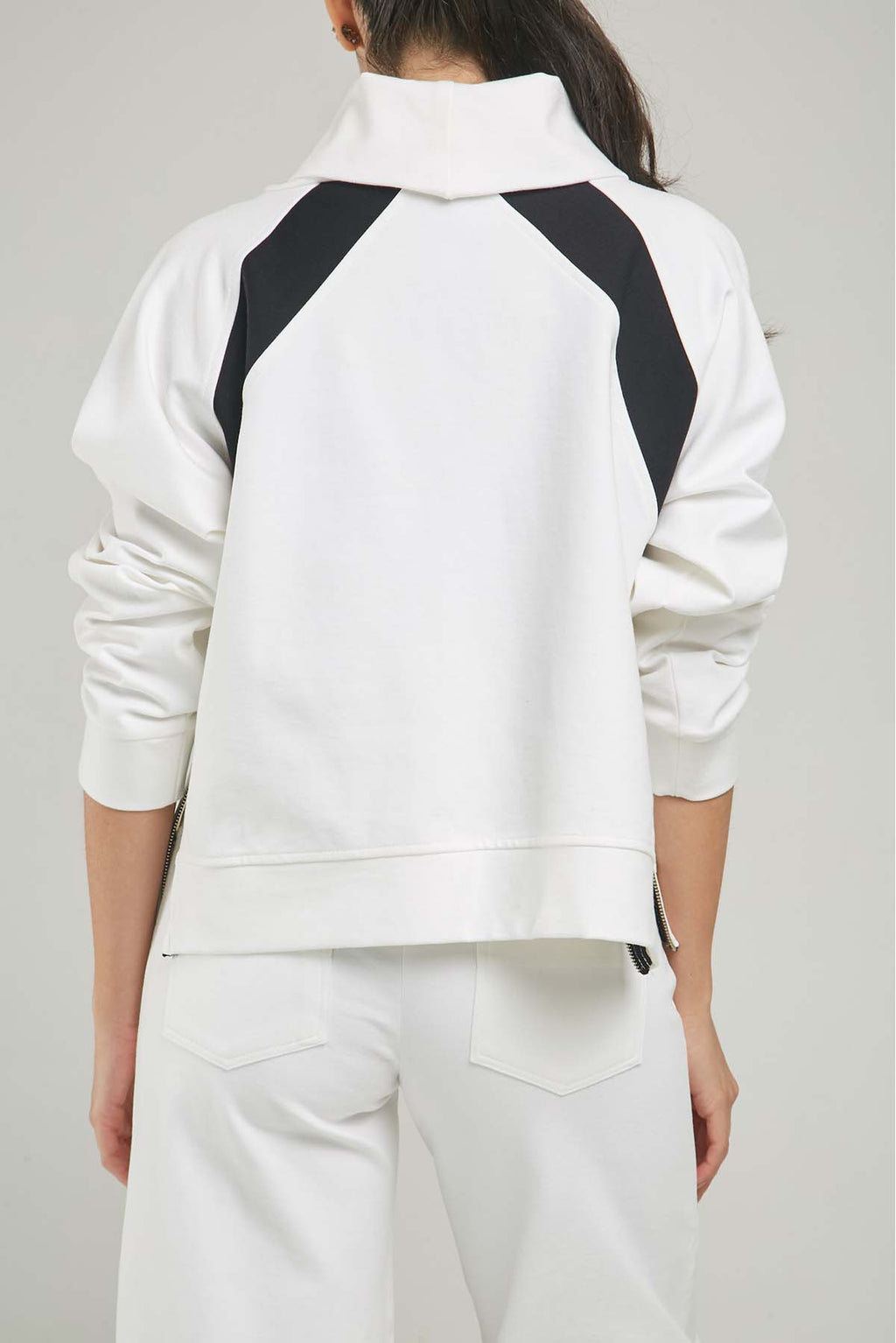 BUSO LISTA DIAGONAL SISA CUELLO DRAPEADO CIERRE LADOS  ML