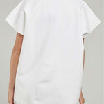CAMISETA TIPO CAPA MANGA RODADA CUELLO V