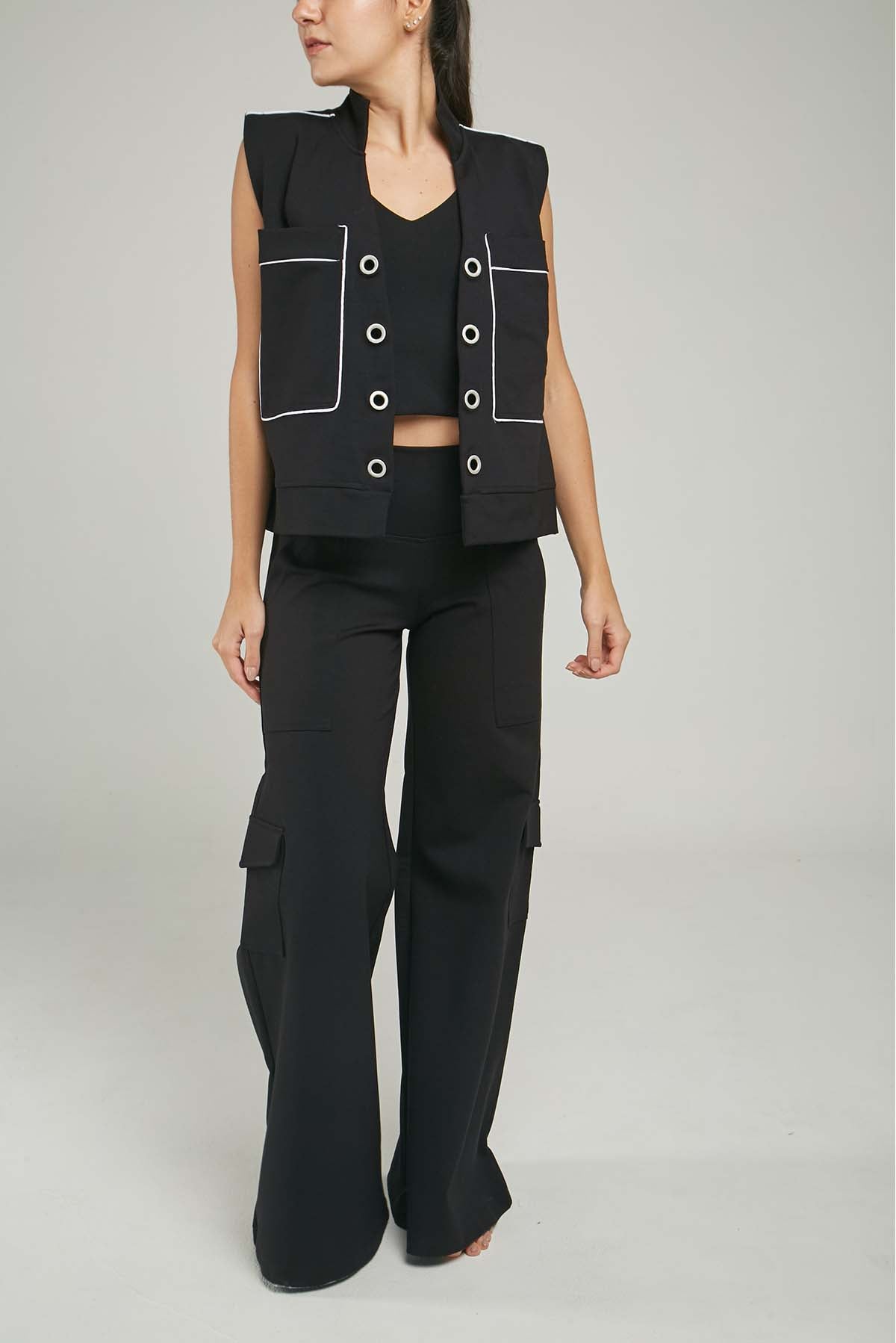 PANTALON TIPO CARGO BOLS BOTA ANCHA PRETINA  ANCHA