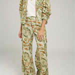 PANTALON ESTAPADO HOJAS CARGO BOTA ANCH BOLSILLOS