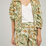 CHAQUETA ESTAMPADA HOJAS BOLSILLOS  RESORTE PUÑO
