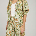 CHAQUETA ESTAMPADA HOJAS BOLSILLOS  RESORTE PUÑO