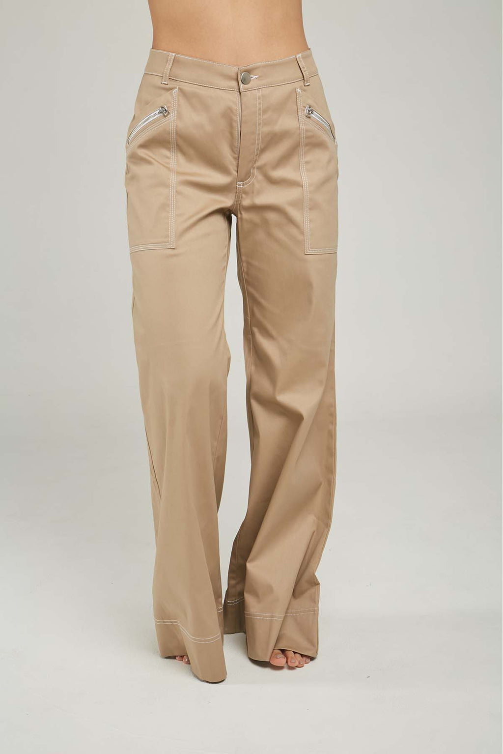 PANTALON BOLSILLO RECTANGULAR ADELANTE CIERRE PESESPUNTE BOTA/ANCHA