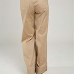PANTALON BOLSILLO RECTANGULAR ADELANTE CIERRE PESESPUNTE BOTA/ANCHA