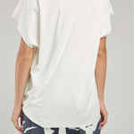 CAMISETA TIPO CAPA MANGA RODADA CUELLO V