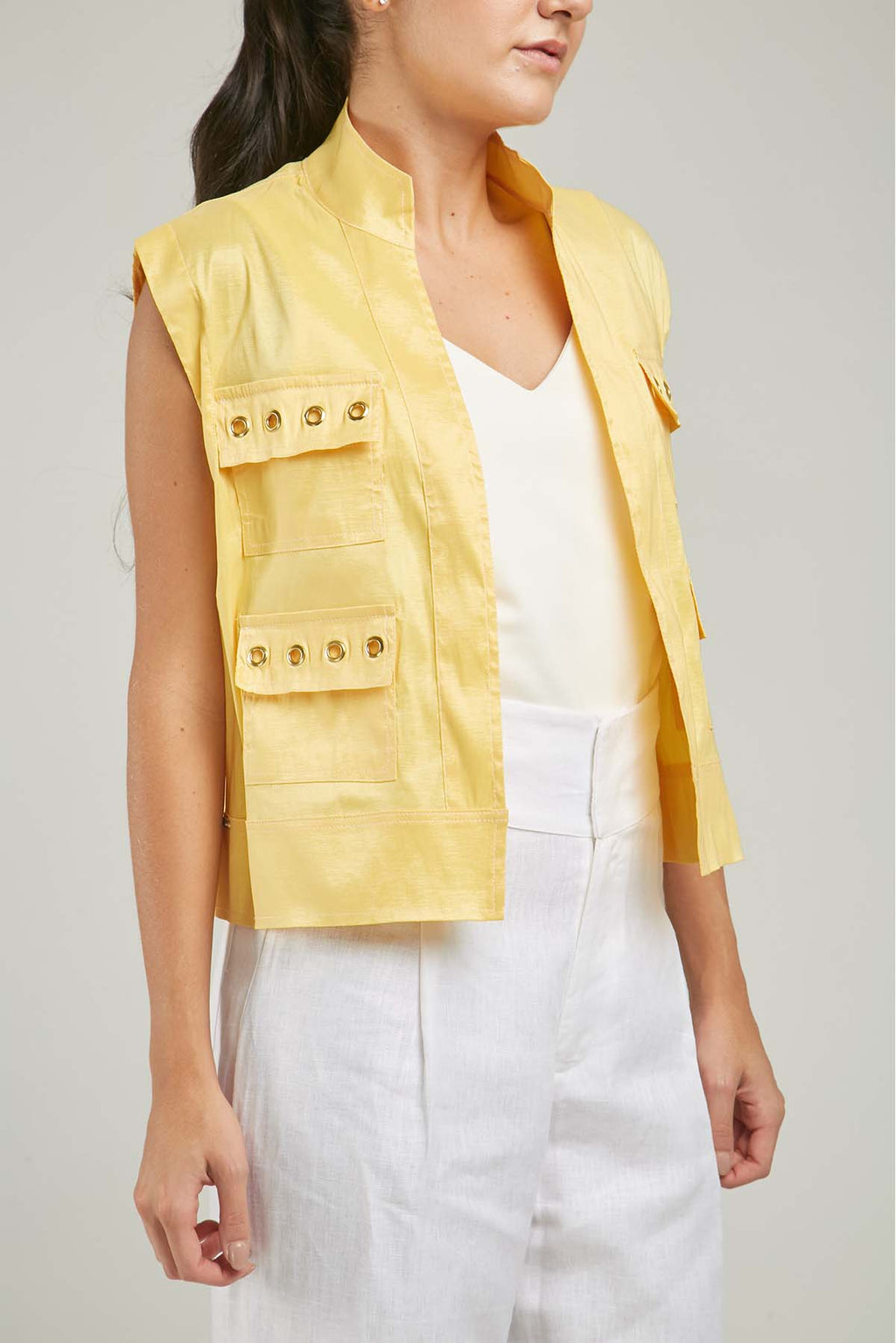 CHALECO ABIERTO TAFETAN BOLSILLO TAPA OJALES