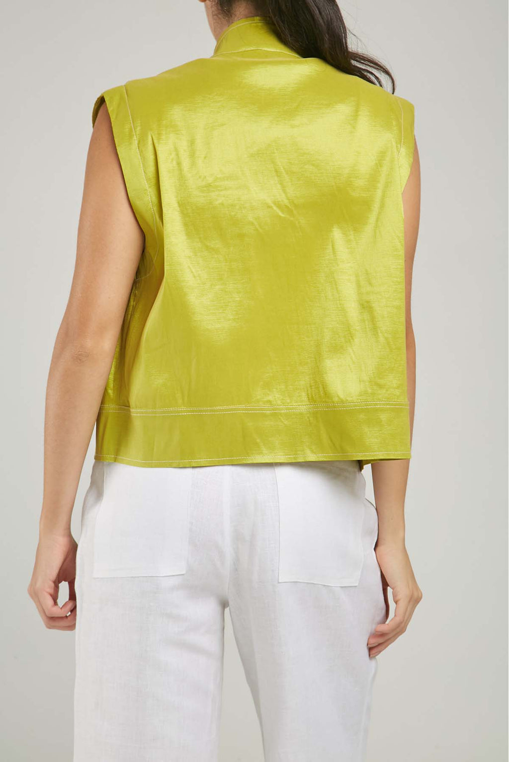 CHALECO ABIERTO TAFETAN BOLSILLO TAPA OJALES