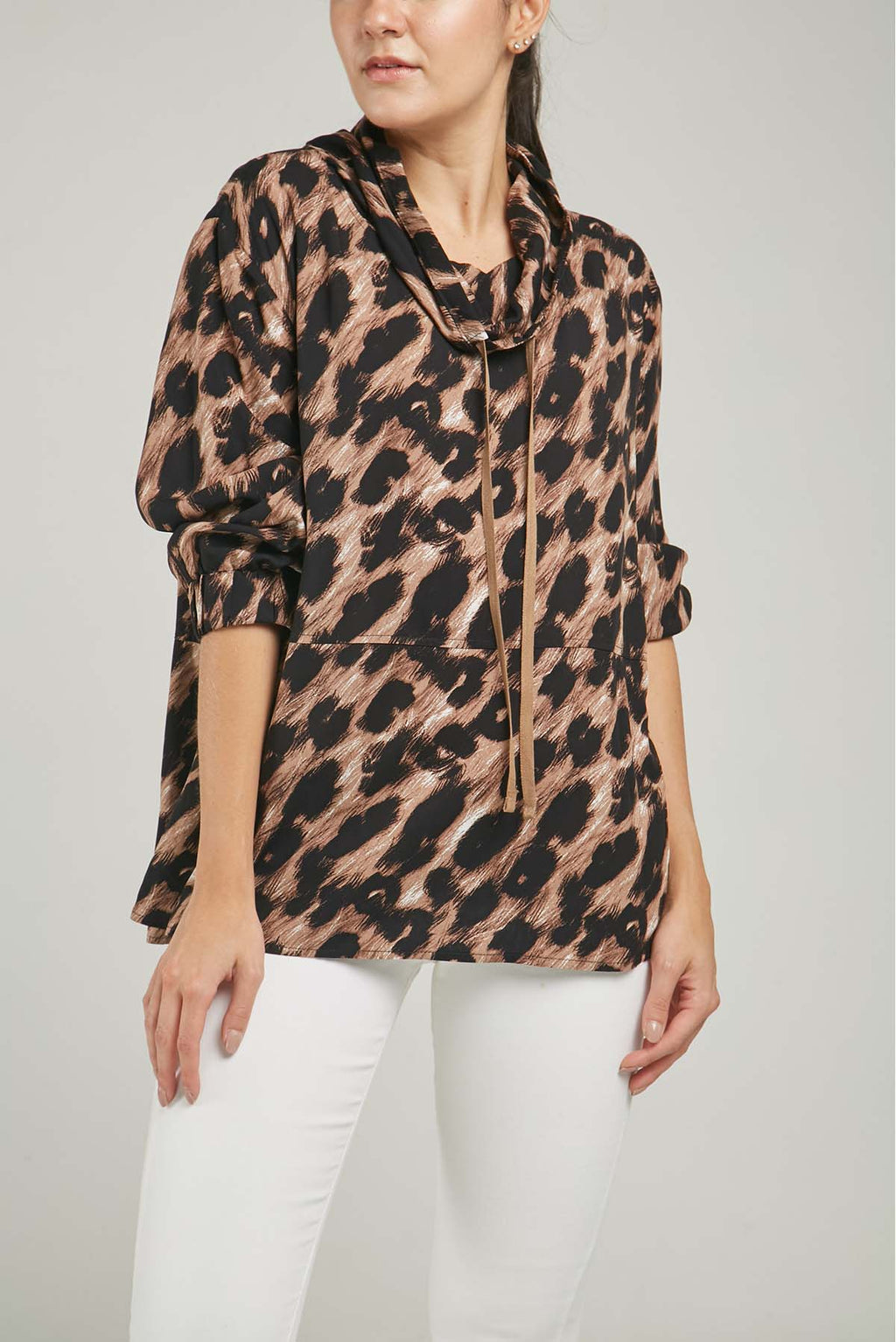 BLUSA ANIMAL PRINT CUELLO DRAPEADO JARETA RESORTE PUÑO