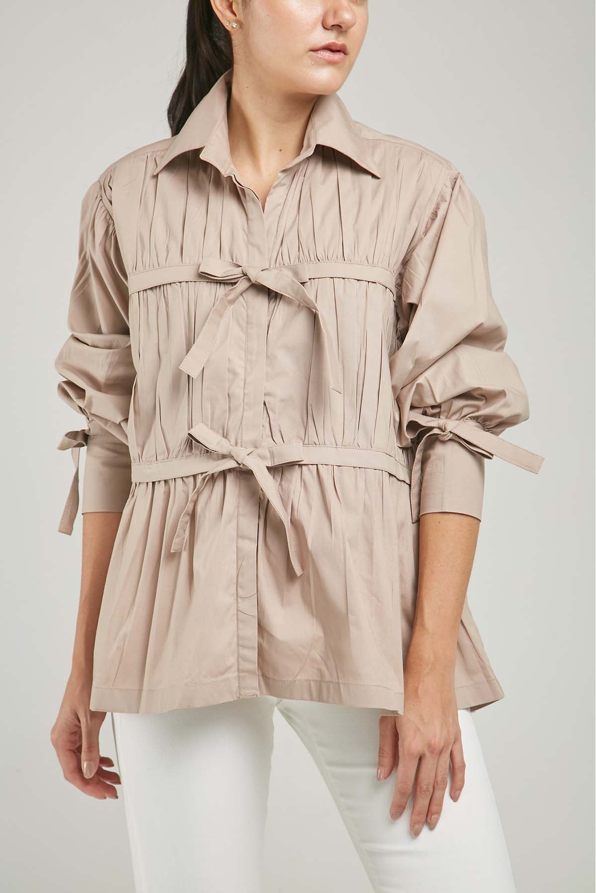 BLUSA LISTA MOÑO HORIZONTAL ADELANTE PUÑO PRENSE A