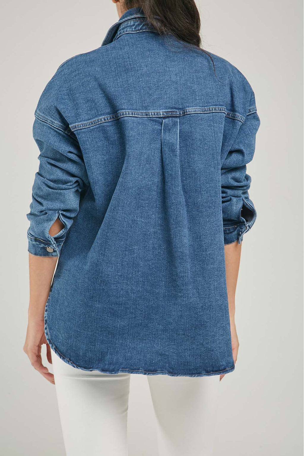 CHAQUETA JEAN BOLSILLO TAPAS GRANDES ABERTURA LADOS