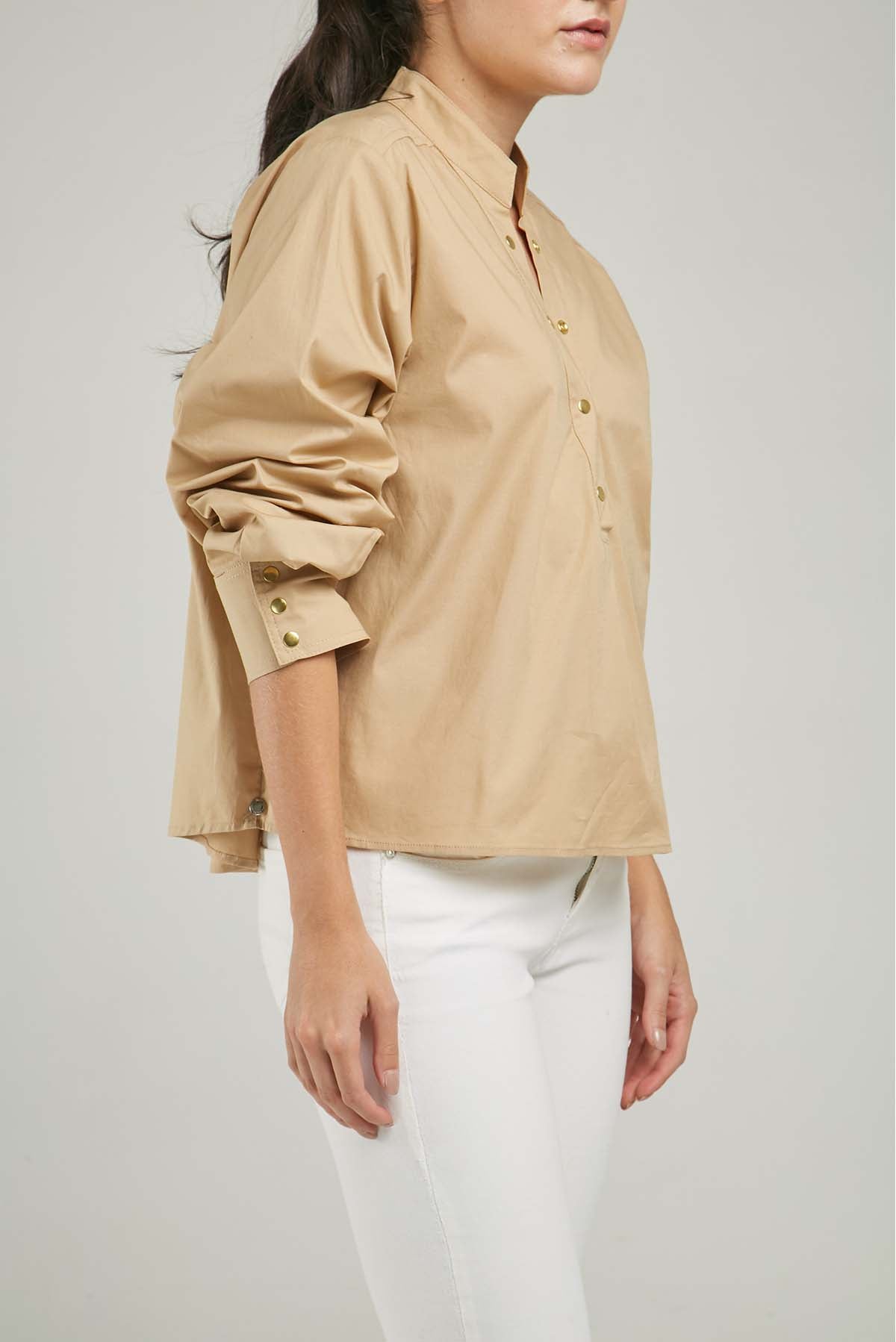 BLUSA 1/2 PERILLA BROCHE  M/L C/N PINZAS ESPALDA