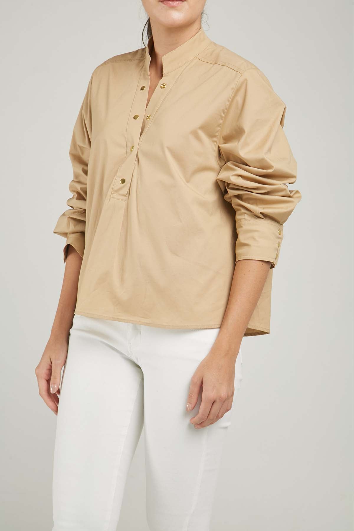 BLUSA 1/2 PERILLA BROCHE  M/L C/N PINZAS ESPALDA