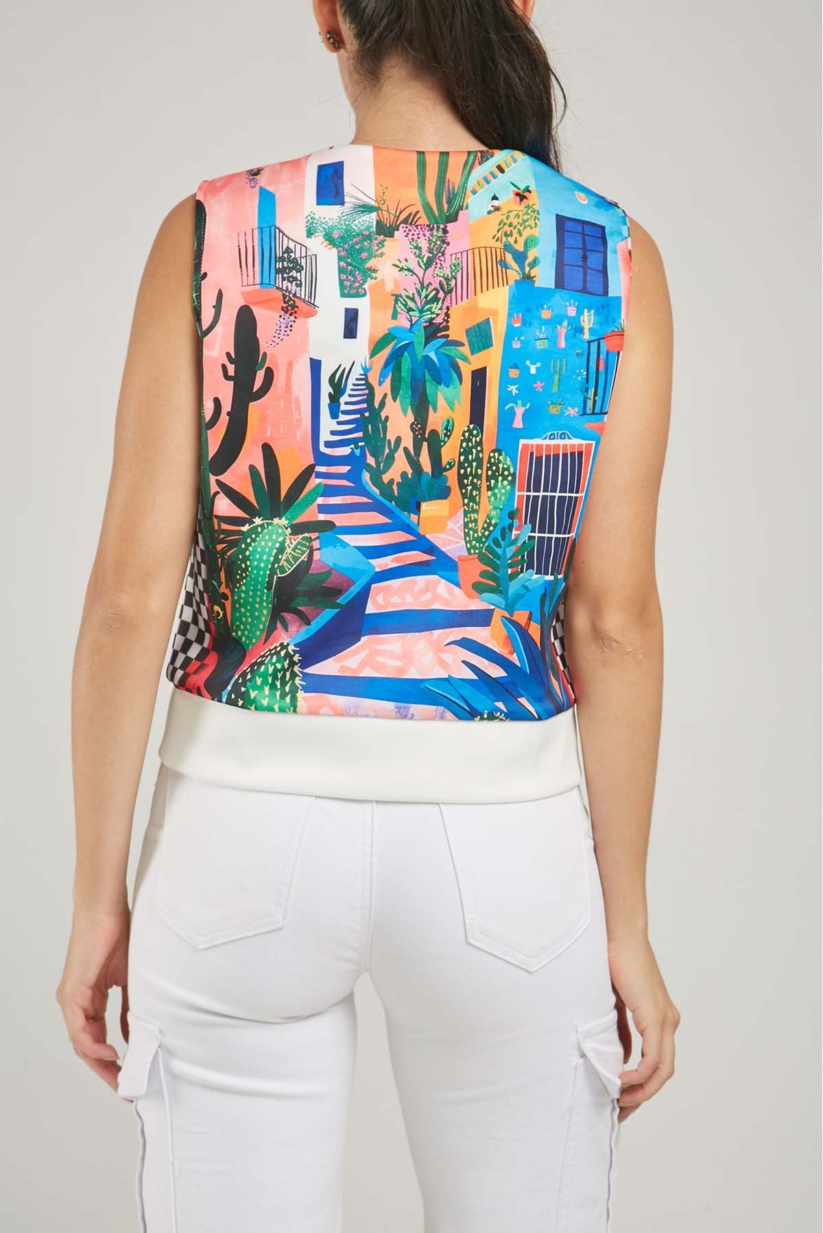 CHALECO ESTAMPADO BOLSILLO DIAGONAL  CIERRE  C/V MS