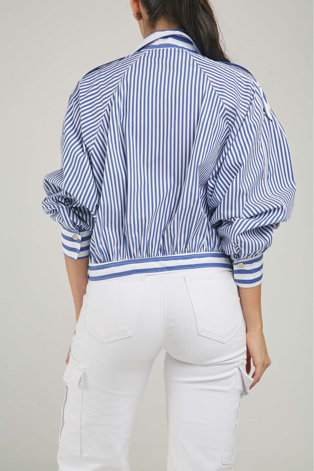 CHAQUETA RAYAS BOLSILLO IRREGULAR  CHAR/HOMB/PRET