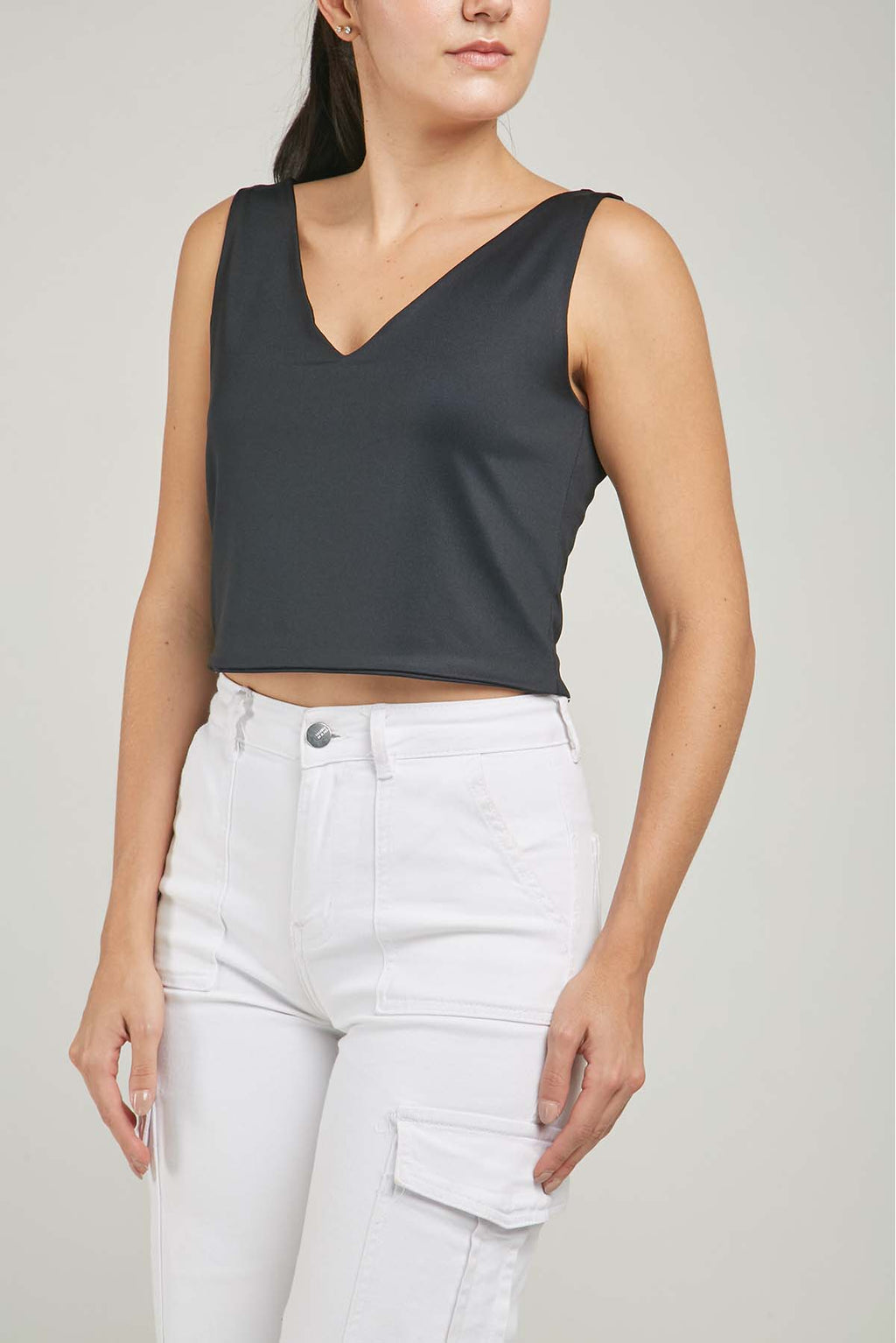 TOP LYCRA CUELLO EN V ATRAS ADELANTE TIRA ANCHA