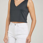 TOP LYCRA CUELLO EN V ATRAS ADELANTE TIRA ANCHA