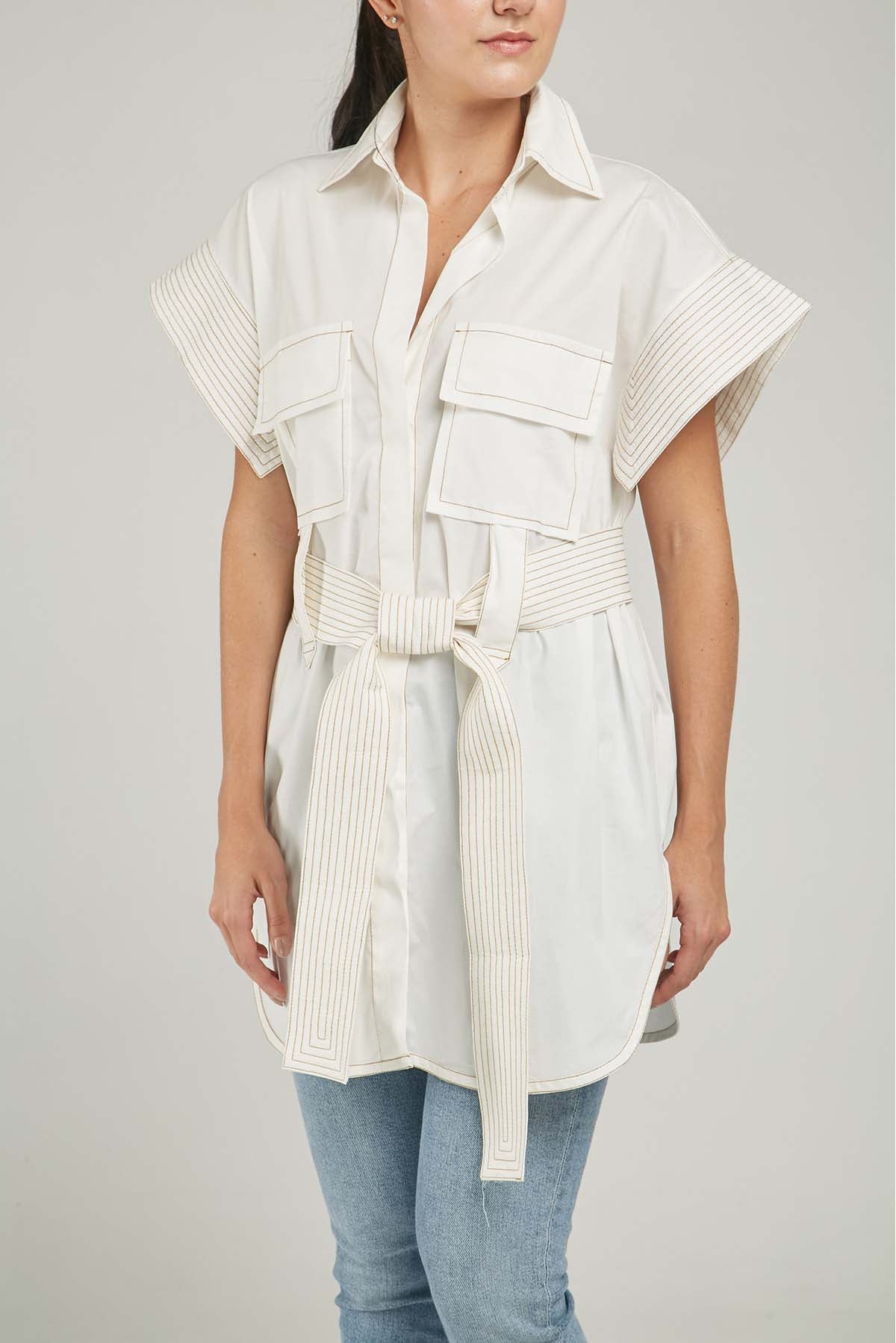 BLUSON BOLSILLOS  TAPAS MANGA CORTA PESPUNTE  CINTURON PESPUNTE