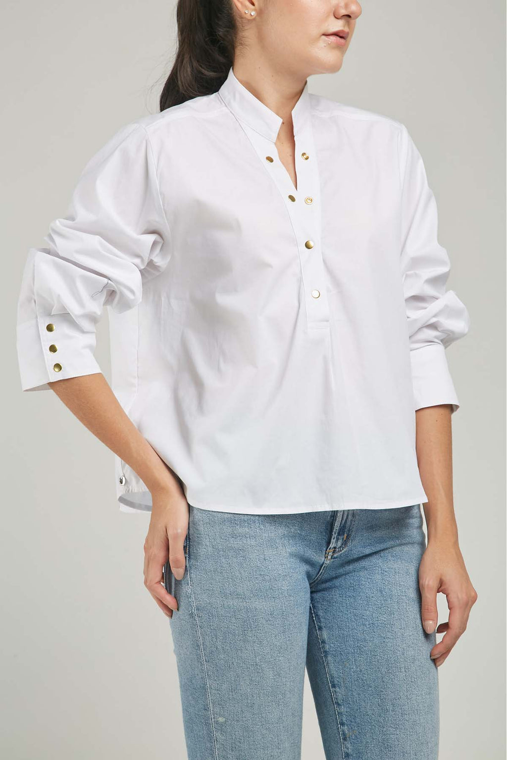 BLUSA 1/2 PERILLA BROCHE  M/L C/N PINZAS ESPALDA