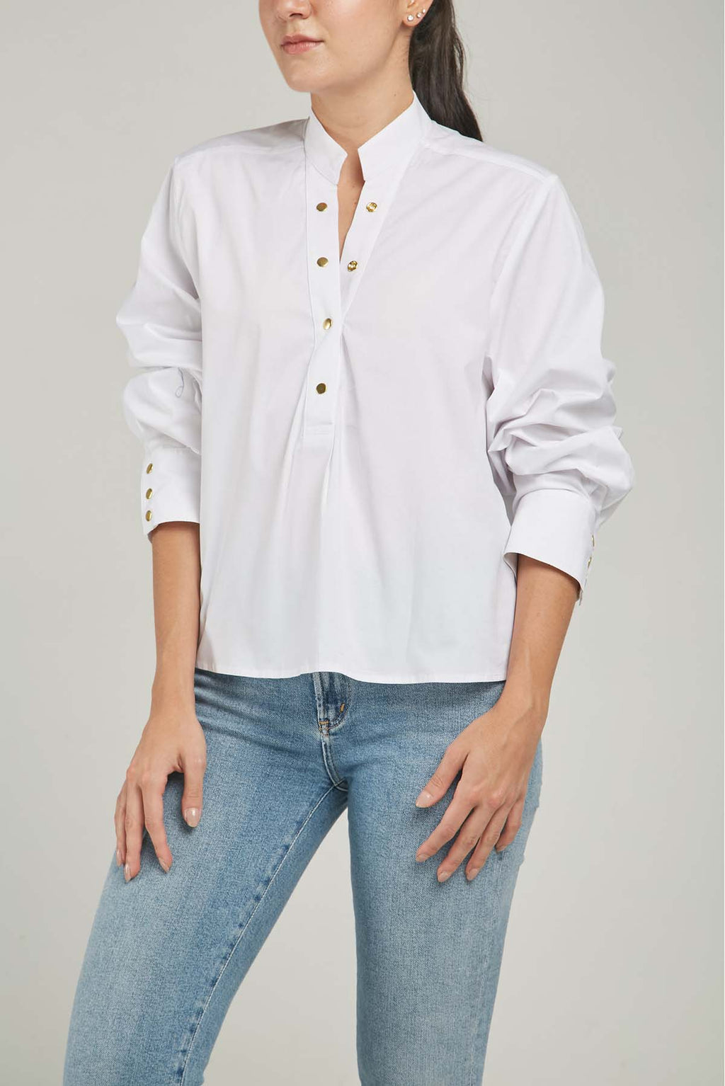 BLUSA 1/2 PERILLA BROCHE  M/L C/N PINZAS ESPALDA