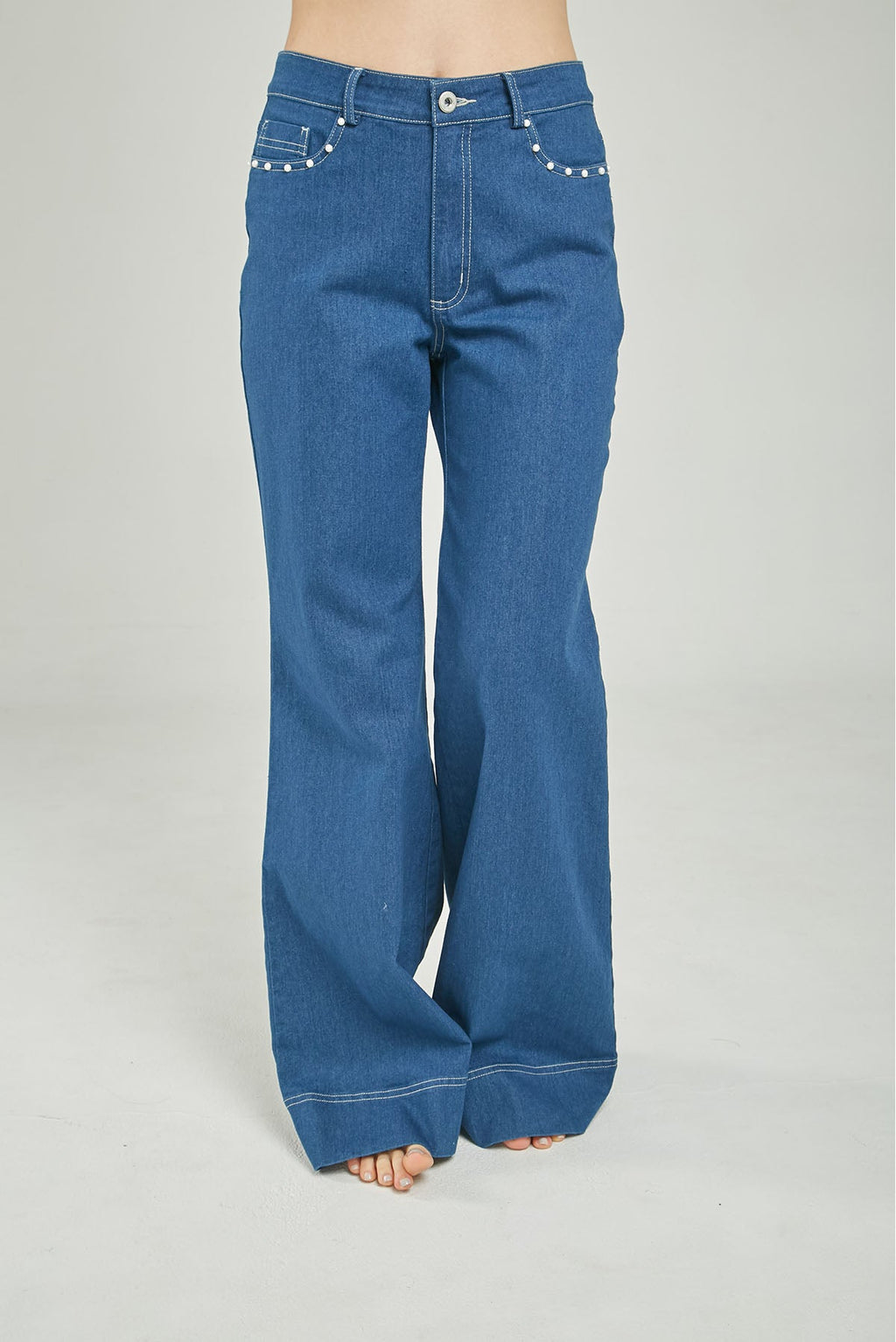 PANTALON JEAN BOTA ANCHA PESPUNTE  BOLSILLO PERLAS