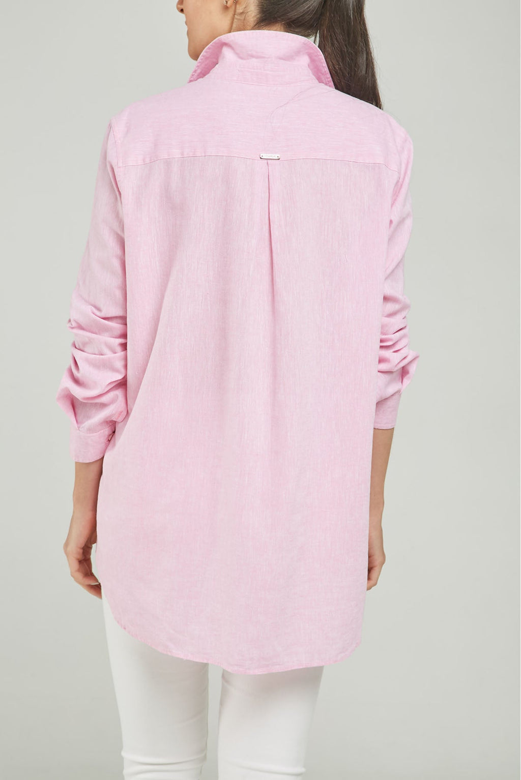 BLUSA LINO CLASICA PRENSE ATRAS CUELLO CAMISERO C M/LA