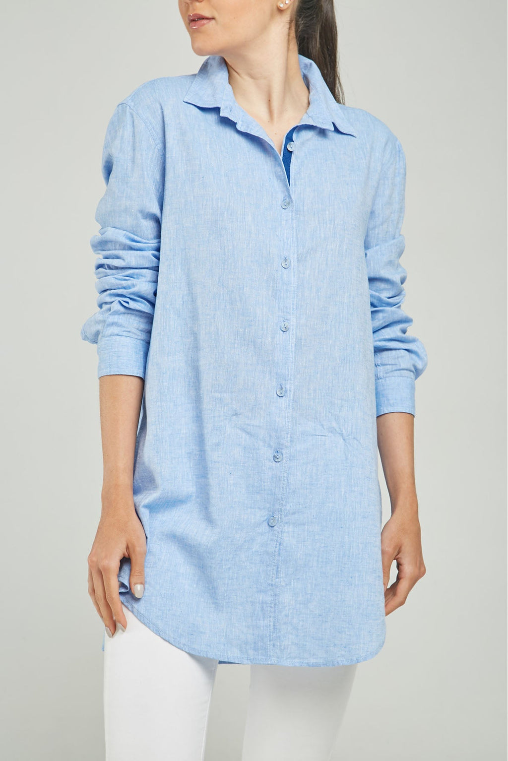 BLUSA LINO CLASICA PRENSE ATRAS CUELLO CAMISERO C M/LA