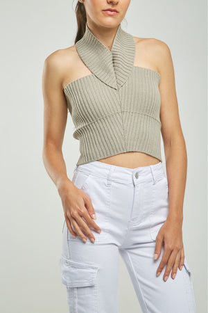 CROP TOP TEJIDO ACANALADO CUELLO ARGOLLA