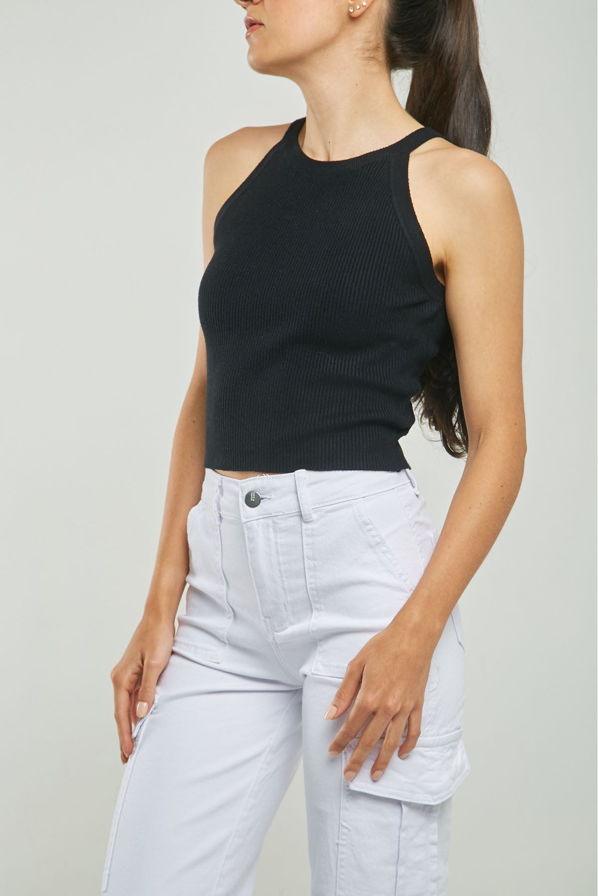 TOP TEJIDO ACANALADO CUELLO PULSARA MANGA SISA