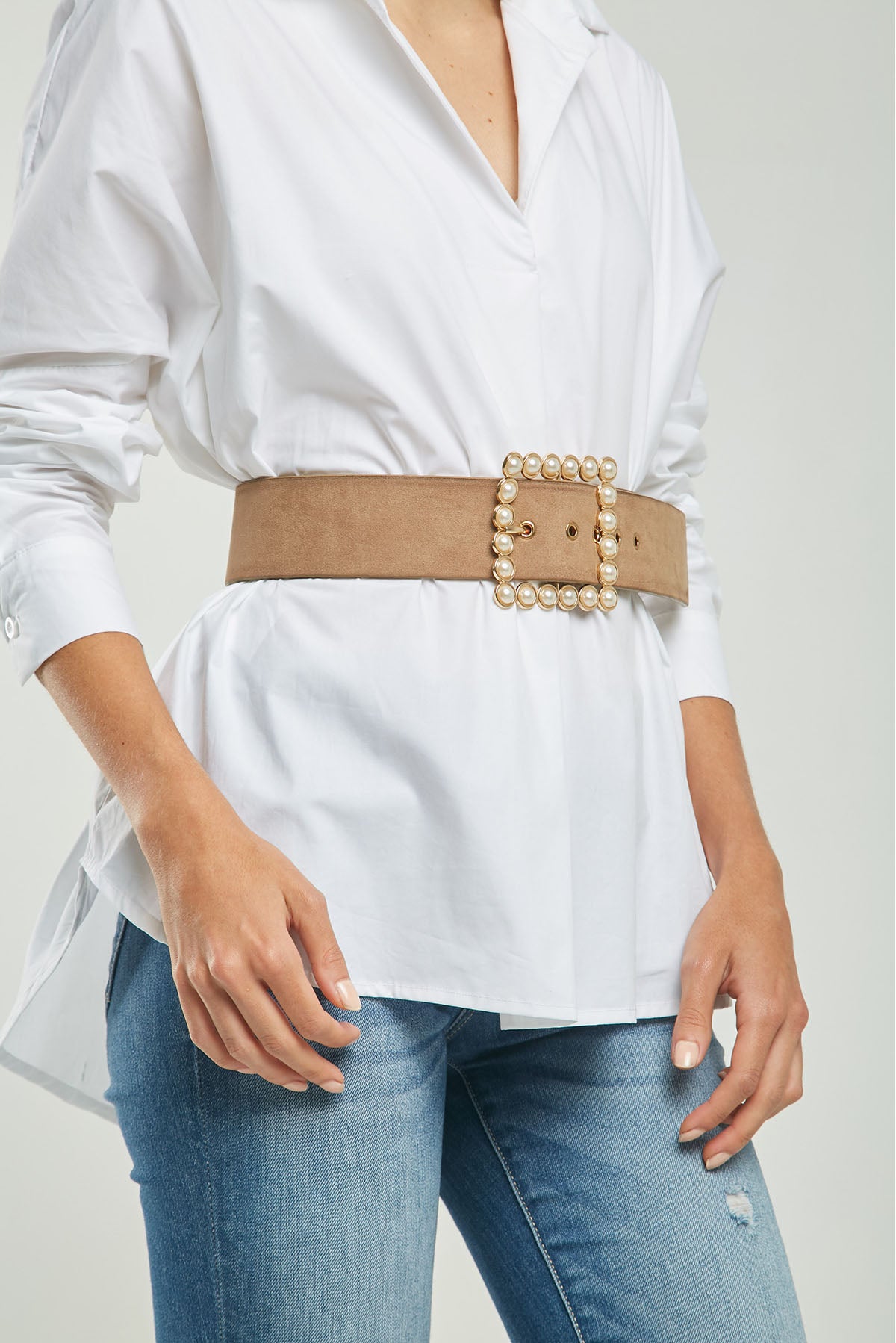 CORREA CUERO HEBILLA CUADRADA PERLAS