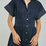 VESTIDO CORTE CINTURA PESPUNTE CUELLO MANGA C/N MC
