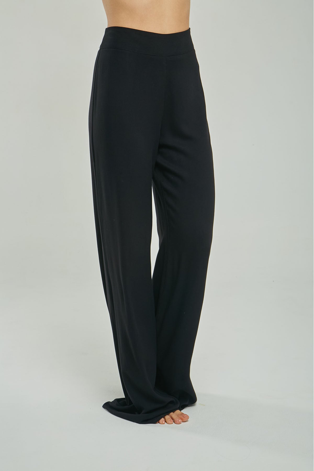 PANTALON PRETINA PICO BOTA ANCHA CIERRE AL LAD0