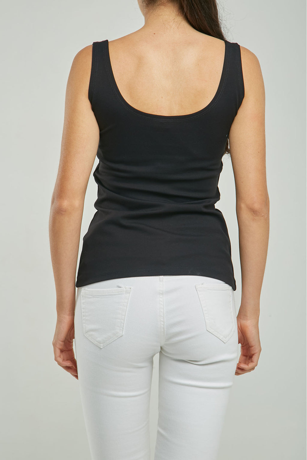 TOP SENCILLO TIRA DELGADA CUELLO REDONDO