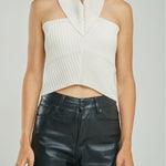 CROP TOP TEJIDO ACANALADO CUELLO ARGOLLA