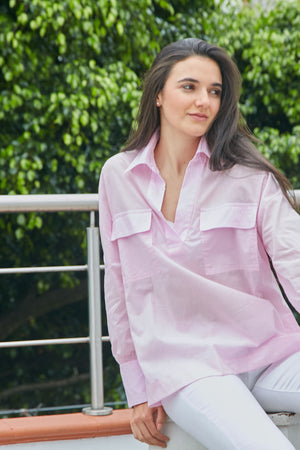 BLUSA PERILLA INTERRUMPIDA  BOLSILLO TAPAS ABERTU LADO