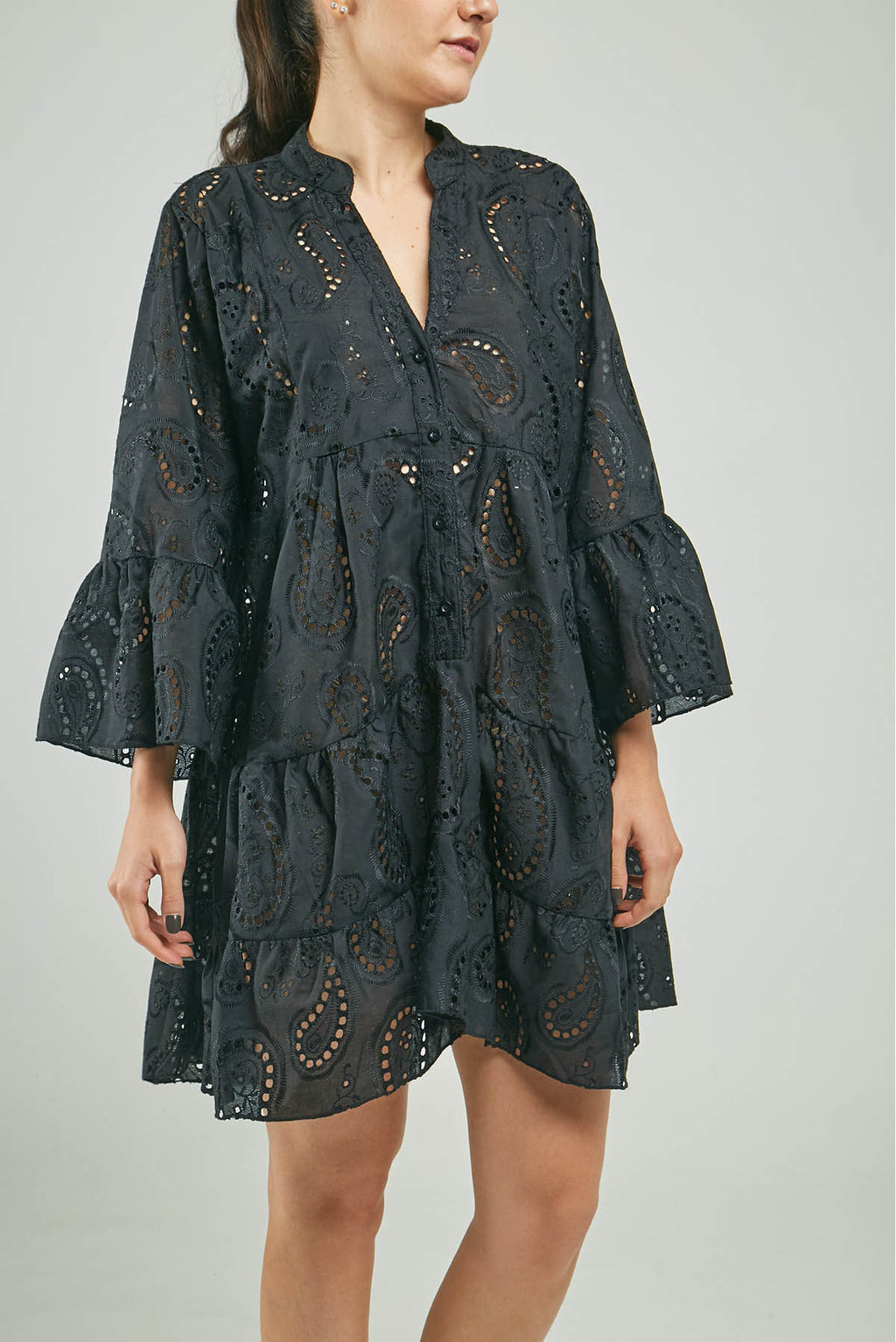 VESTIDO CORTO OJALILLO PUÑO REPOLLO  CUELLO NERU  MANGA CAMPANA