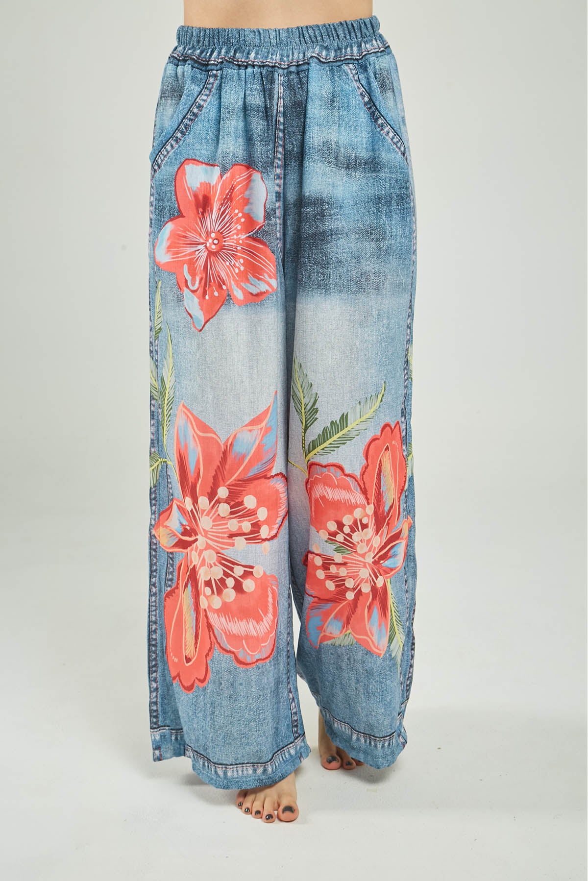 PANTALON ESTAMPADO FLORES IMITACION BOLSILLO  BOTA ANCHA