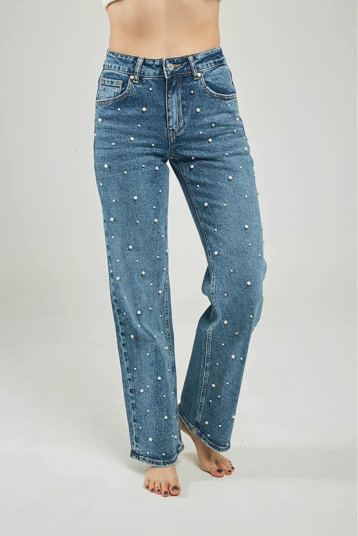 PANTALON JEAN PERLAS ADELANTE BOTA ANCHA