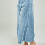 PANTALON JEAN PALAZO BOLSILLOS PRETINA DELGADA