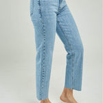 PANTALON JEAN CHISPAS ILERAS RUEDO DESFLECADO