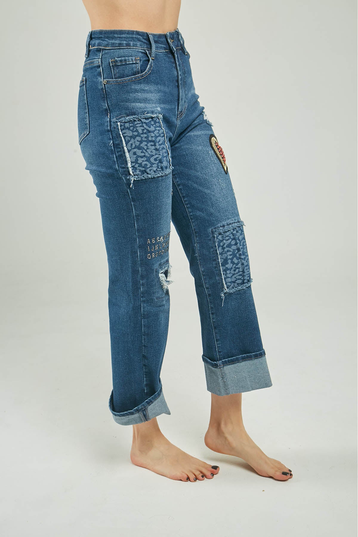 PANTALON JEAN PARCHE ADELANTE CORAZON ESTRELLA P