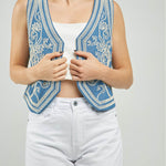 CHALECO JEAN BORDADO ARABESCO ADELANTE BEIGE MS