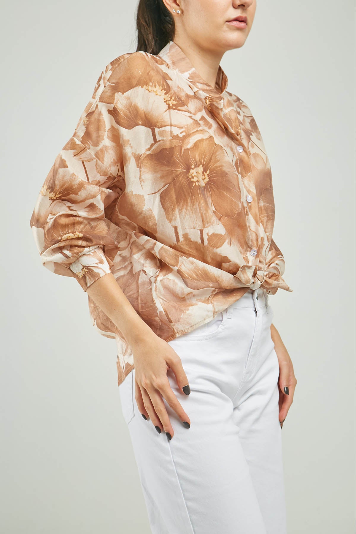 BLUSA ESTAMPADA FLORES CUELLO NERU M/LARGA