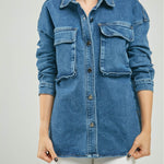 CHAQUETA JEAN BOLSILLO TAPAS GRANDES ABERTURA LADOS