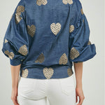 BLUSA BORDADO CORAZONES BOLSILLOS  M/L CUELLO CAMISERO